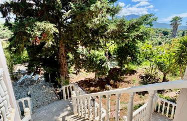 Villa w Studio, Pool, Garden, Sleeps 12 to 15 - Photo 21
