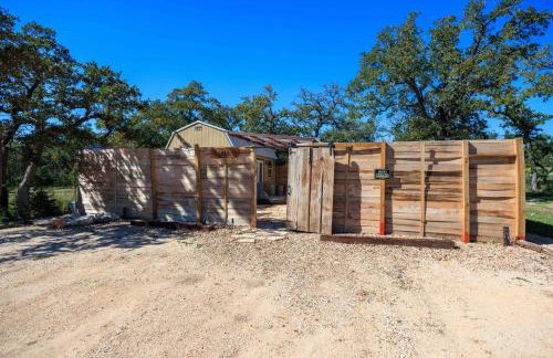 Romantic Tiny Luxury Retreat w heated pool, sauna n outdoor shower in Wimberley 10 acres - Foto 50