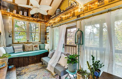 Walk to Downtown Eclectic Wisconsin Dells Home - Foto 12