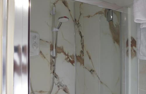 The Shakespeare Lodge - Sleeps up to 12 - 2 HOT TUBS - Foto 52