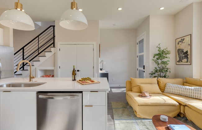 98 Degrees by Avantstay Covered Balcony Lounge Newly Built 4bdr Home - Photo 13