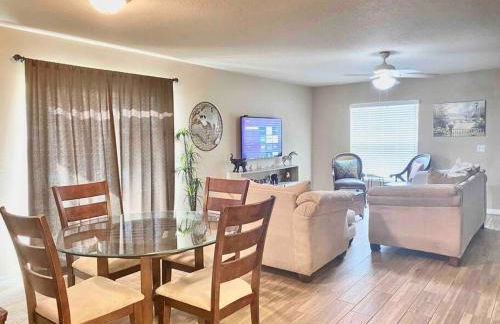 3Bed 2Bath Spacious-LakeHomeAceLoc4milesLEGOLAND - Foto 19