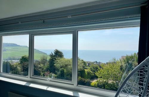 Stunning Charmouth Property with Bay views! - Photo 31