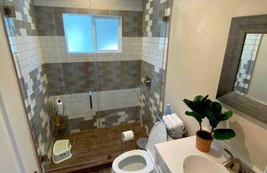 Hidden Gem LA 2bd house with dreamy backyard - Foto 26