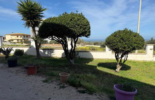 Valledoria Holiday Apartment - Piano Terra con Giardino Privato - Foto 7