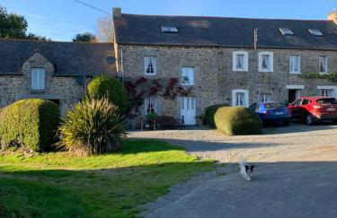 Two Cottages in Beautiful Brittany 5 Bedrooms Sleeps 10 Pets Welcome Heated Swimming Pool Free Wifi - Foto 6