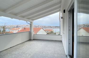 Apartments Puntica 2+1 person Rab - Foto 14