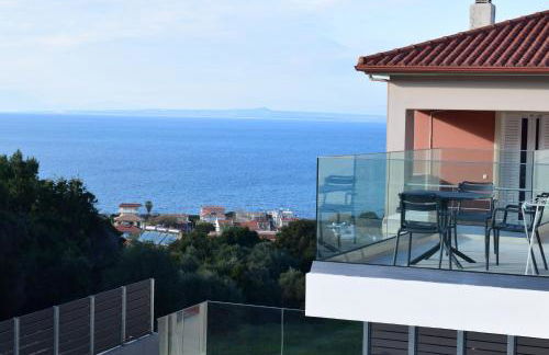 Aelia Luxury Apartments & Pool - Photo 10