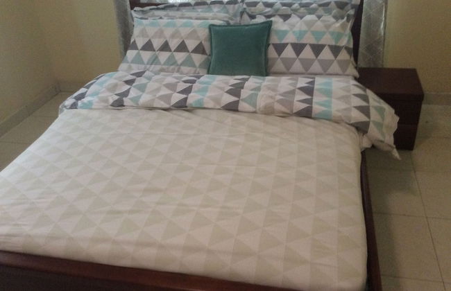 Evergreen Apartments - Photo 9