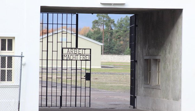 Excursión privada de medio día desde Berlín al campo de concentración de Sachsenhausen - Foto 2