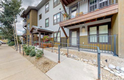 Mountainside Living - Photo 49