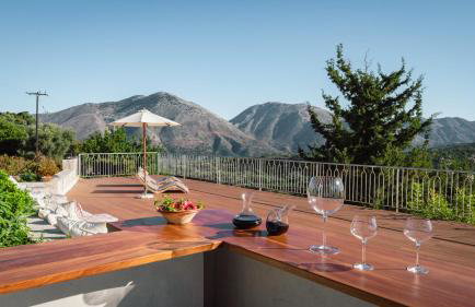 Nassibe Estate - Photo 31