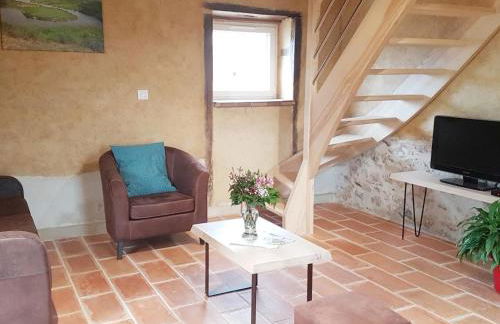 Gîte Authentique avec Internet Très Haut Débit à Amions-Vézelin - FR-1-496-226 - Foto 7