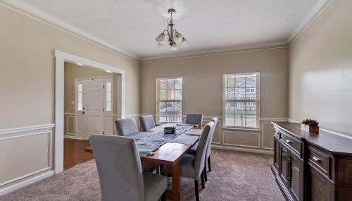 Incredibly Spacious Carmel Home with Fully Equipped Kitchen - 4700 Sq Ft! Sleeps 15! Pet Friendly! home - Foto 5