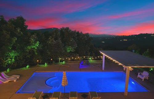 Hilltop Villa, Pool Oasis, Pickleball Court, Avocado Grove, Views - Foto 8