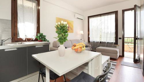 Lily Lake Maggiore - Foto 2