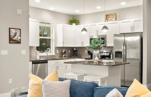 NEW! Canopy Cabana - Luxury Downtown Apartment - Foto 5