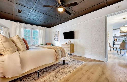 The Haven Haus - 2 Kings 1 Queen, 5 Minutes from Airport, 15 minutes to downtown - Foto 21