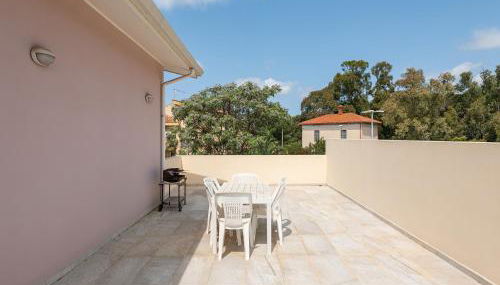 Sandy Retreat, Beachside Apartment with Terrace - Foto 5