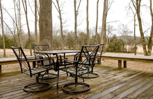 Superb Getaway Cabin near Long Hunter State Park and Nashville, Tennessee - Foto 5