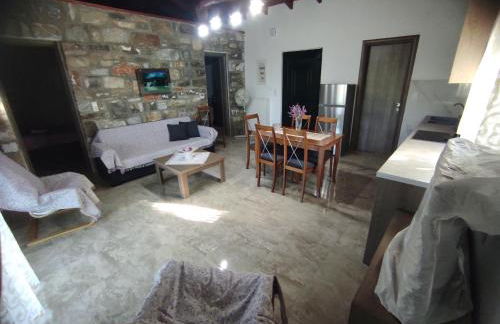 Εξοχικό Στο Δύσβατο - Foto 3