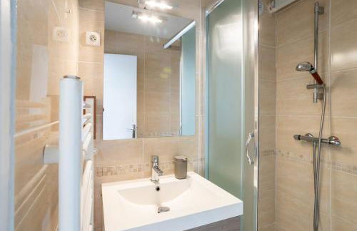 Le petit élégant, Parking Facile, GARE, Wifi - Foto 14