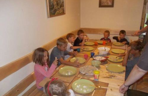 Komfortowy dom wakacyjny dla kilku rodzin - Foto 55