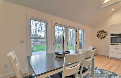 Walk to Beach! Cape Cod Cottage with Fire Pit - Photo 7