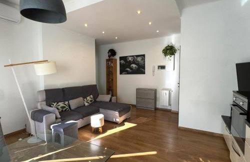 The Sunflower Apartment - Photo 1