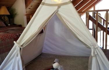 Moonlight Shores Lakefront - Lakefront home with hot tub! - Foto 35