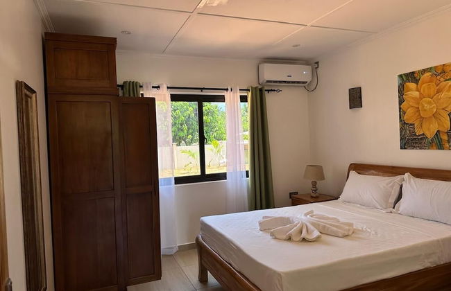 Yvon's Tropical Villa - Foto 44