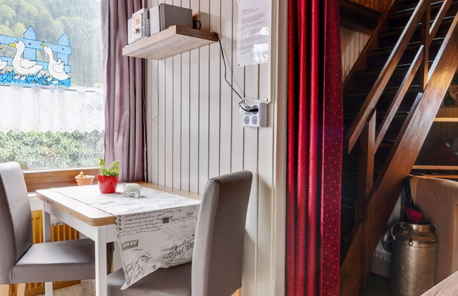 Rustic Holiday Home With Balcony - Foto 20