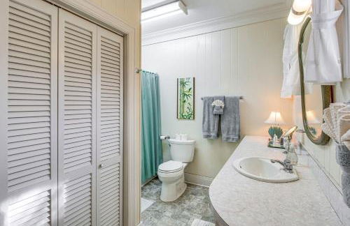 Central and Ornate Sewanee Home with Screened-In Porch - Foto 16