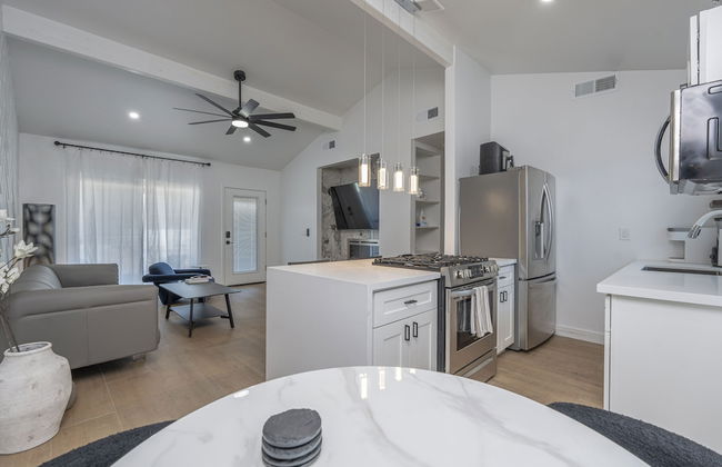 Ash & Ko Boutique Lodging - Photo 32