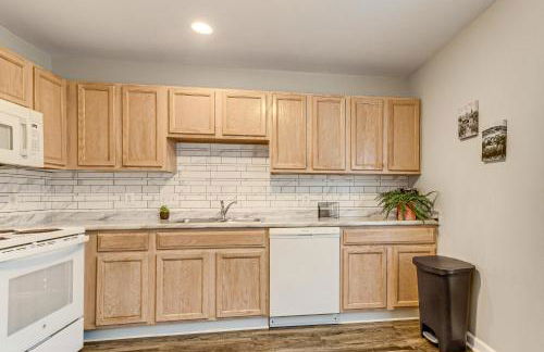 2 Mi to Lenovo Center Dog-Friendly Getaway - Foto 10