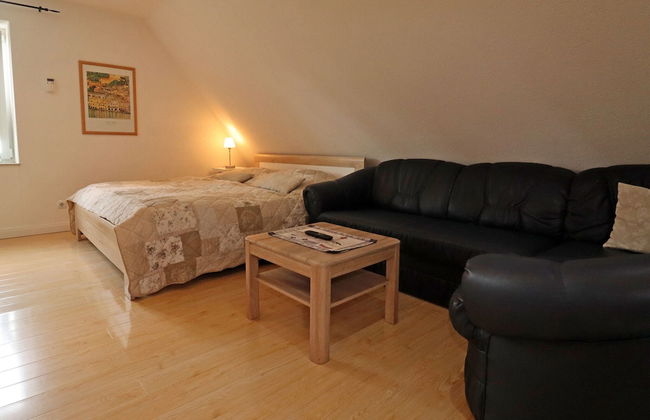 Chic Stay Near Baltic Beach - Photo 10