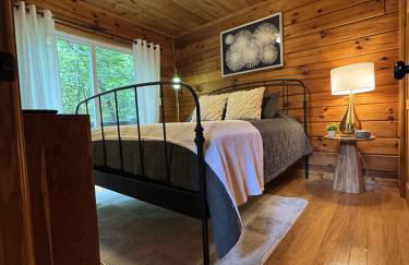 Downward Dog Lodge - Mountain Yoga Retreat, Hot Tub & Pet-Friendly Escape - Foto 48