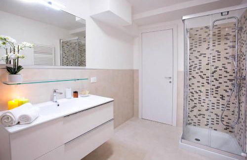 Residence Sala Comacina apartment no 2 with pool and spa by Italian Apartments - Foto 43