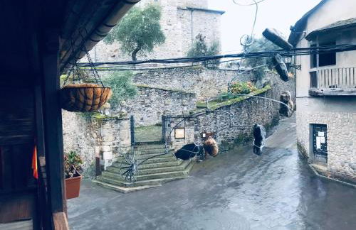 Spacious House in Molinaseca with Mountain View - Foto 6