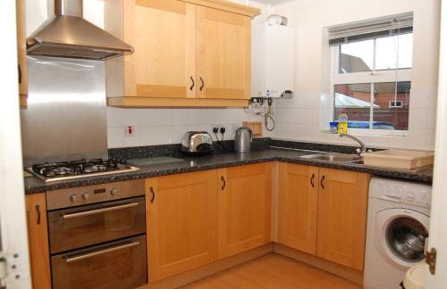 Fantastic 4 bed house with 3 bathrooms in pleasant location - Foto 1