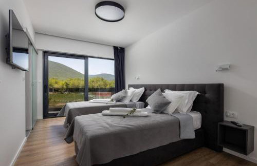 Villa Nella Foresta with private 66sqm heated pool, Whirlpool, Tennis court, Gym, Billiards, 4 en-suite bedrooms - Foto 29