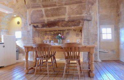 Rue Bertrand de Got - Foto 2