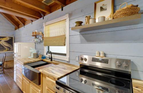 Fish On-Site Okeechobee Cabin with Pool Access - Foto 11