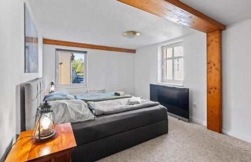 Sabina Monteurwohnung I 75 Zoll TV I KÜCHE I BAD I BACKOFEN I - Foto 10