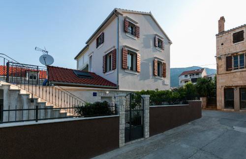 Apartments Kastelani - Photo 24