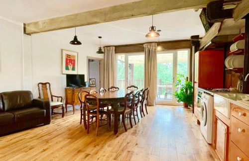 Tree Tops Holiday Let & Sauna South Downs West Sussex Sleeps 10 - Foto 6