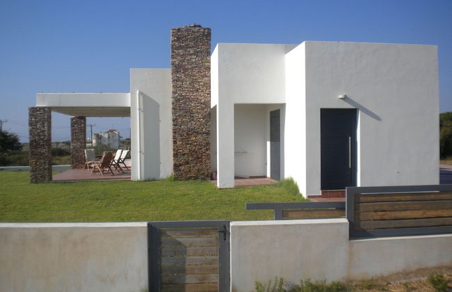 Cristelia Luxury Sea Front & Pool Villa - Foto 33