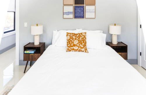 Stylish Two Bedroom Apartment with Free Indoor Parking - Foto 27