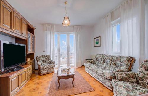 Zio Enry Terrace Apartment in Orta Lake - Happy Rentals - Foto 9