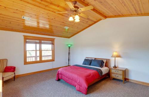 Mountain Views and Shared Pool Ozarks Family Home - Foto 13